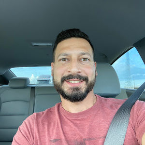 Meet your Posher, Luis